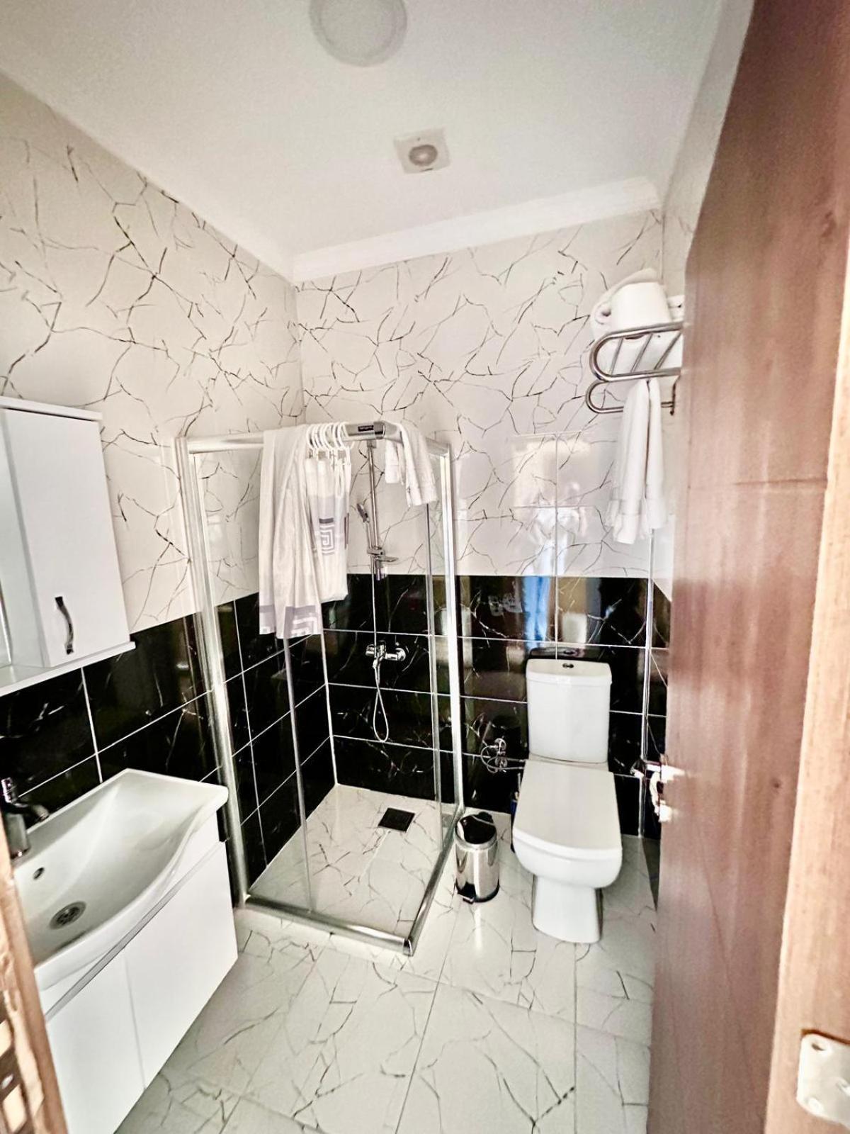 Grand Ararat Hotel Istanbul Bagian luar foto